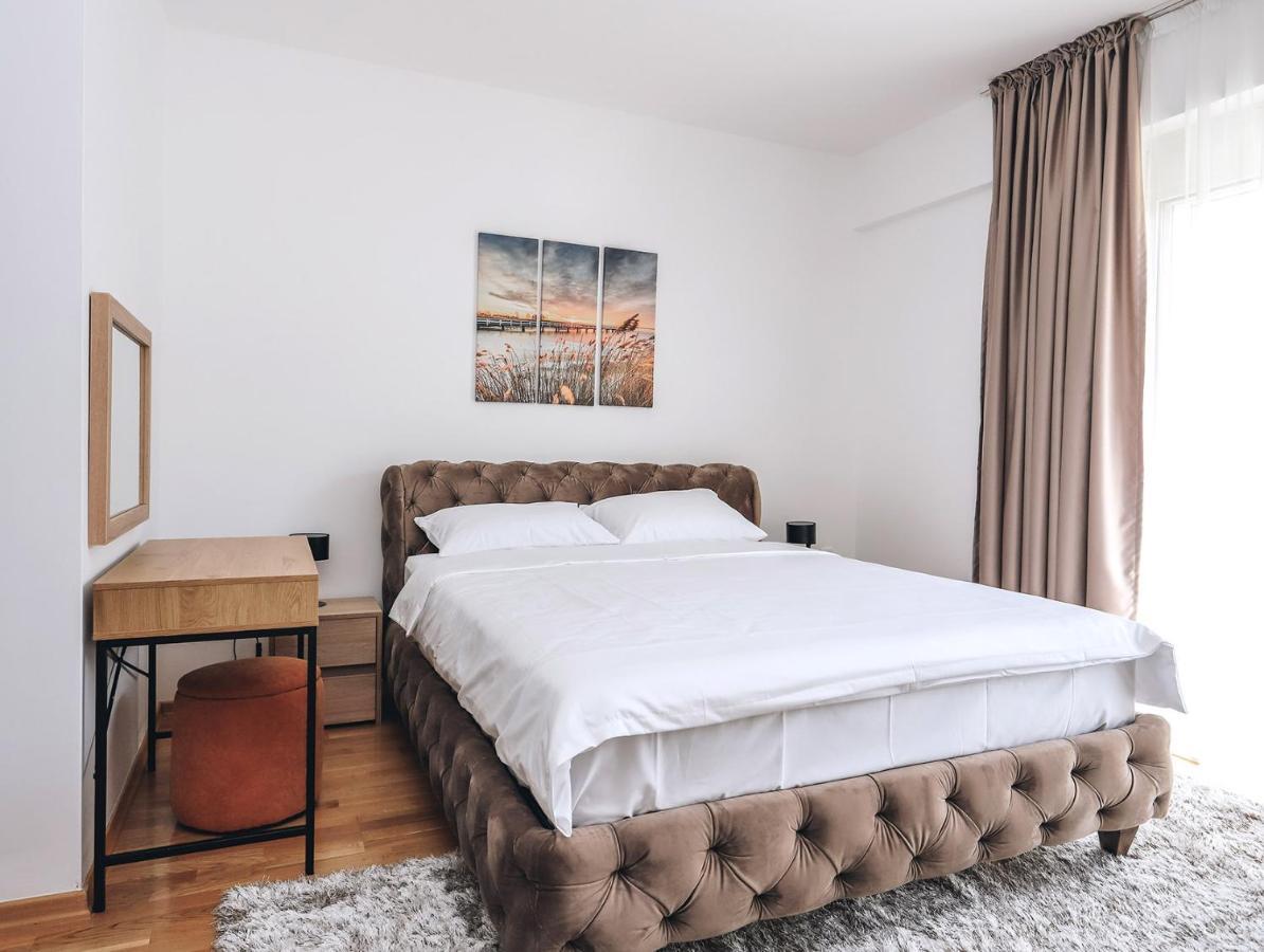 Status-M Apartments Бечичи Экстерьер фото