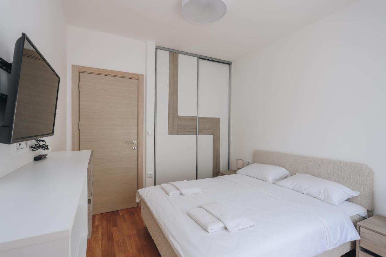 Status-M Apartments Бечичи Экстерьер фото